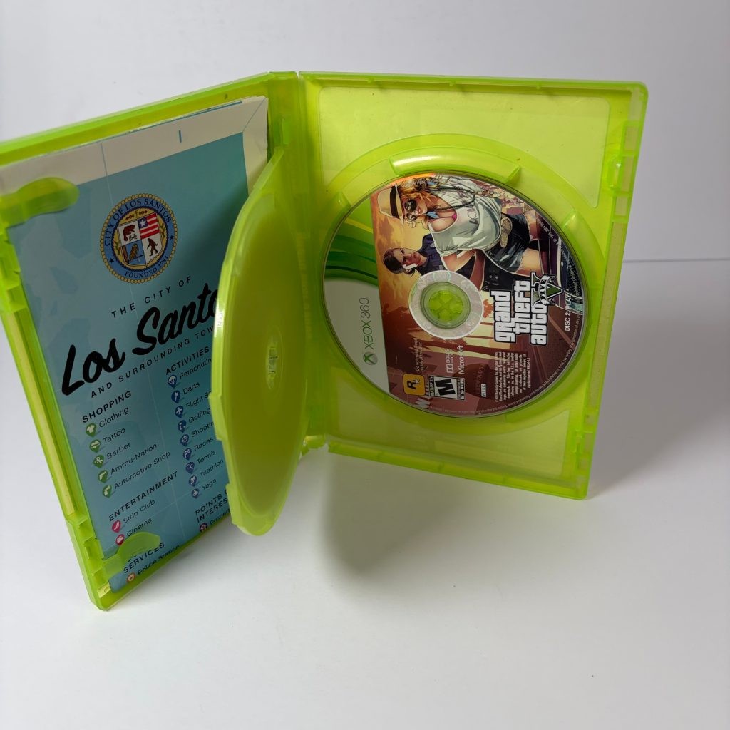 Grand Theft Auto V GTA 5 Xbox 360 2-Disc Set Complete with Map & Manual