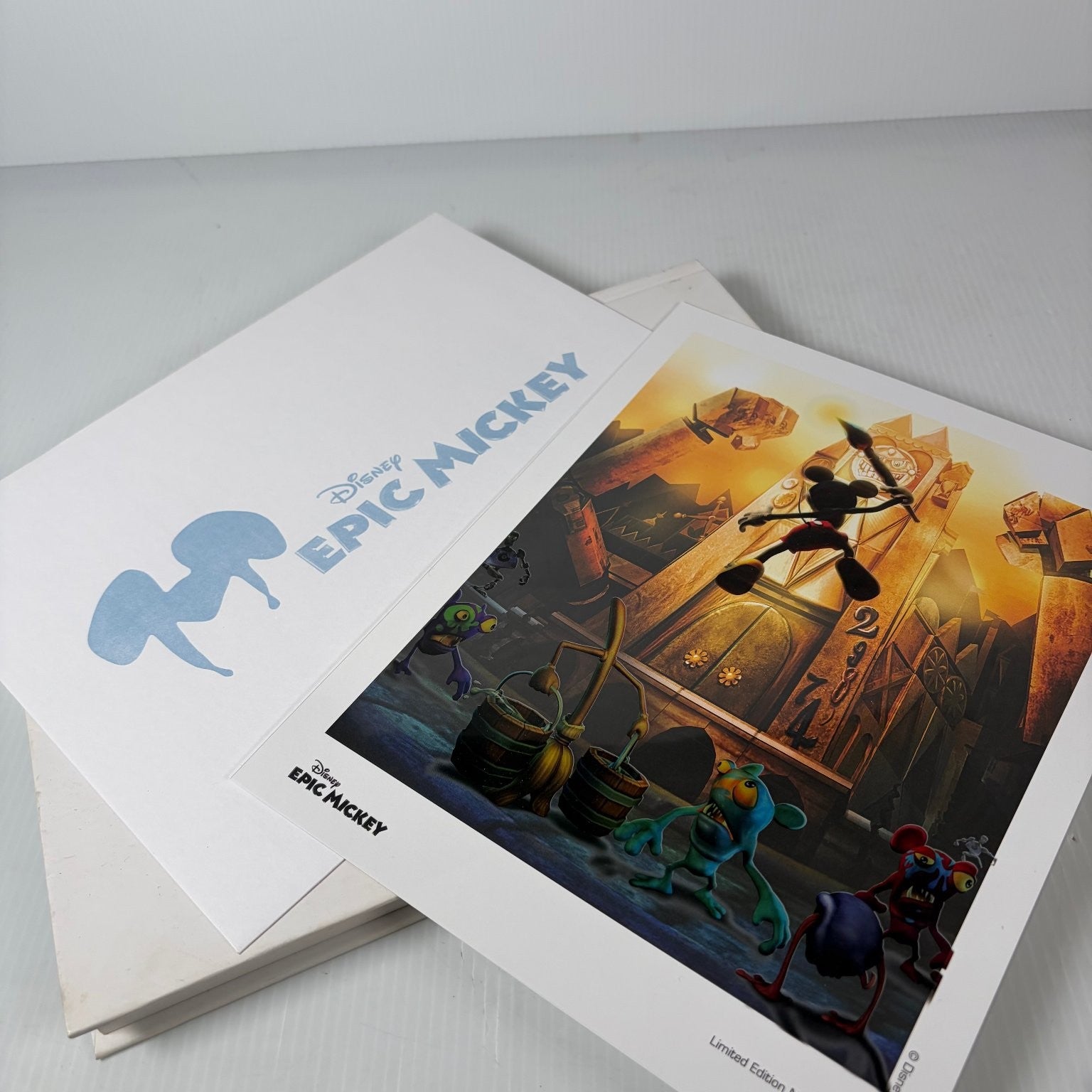 Disney Epic Mickey Wii Collector's Edition Strategy Guide w/ Animation Cel